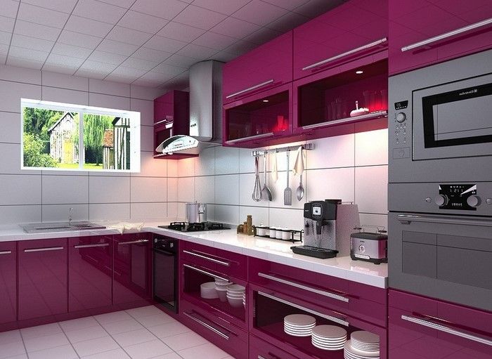 kuhinja-v-vijolično-set-a-čudno-design