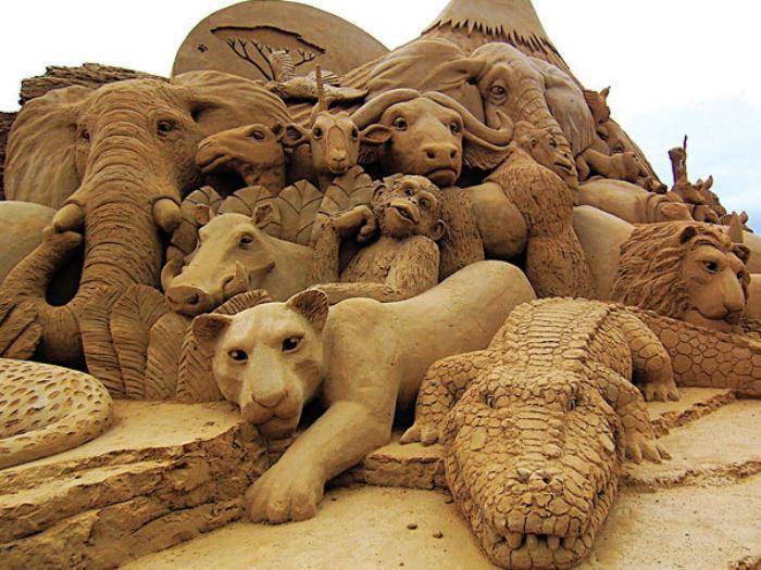 Art skulptur laget av sand-the-dyrene-av-Afrika