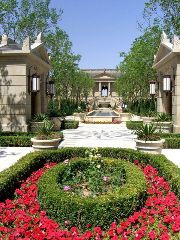 Luxusný dom so super záhradou a bazénom