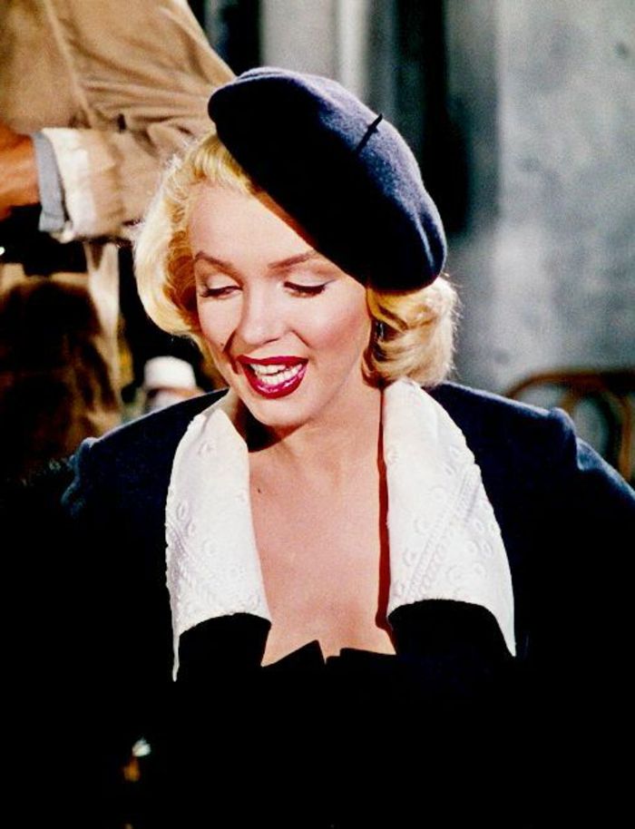 Marilyn Monroe Gentlemen Prefer Blondes-1953-foto-negru-pălărie
