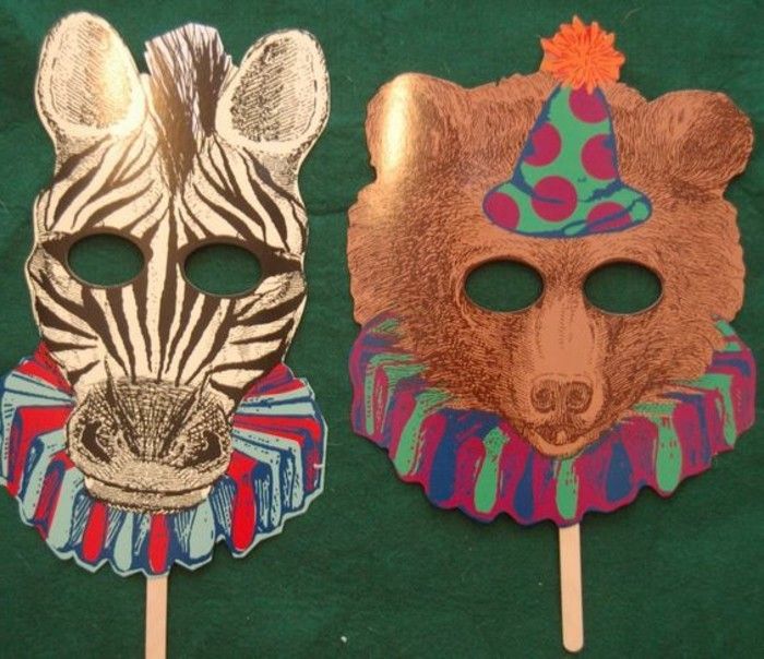 Maschera Tinker-con-bambini-Zebra e Bear