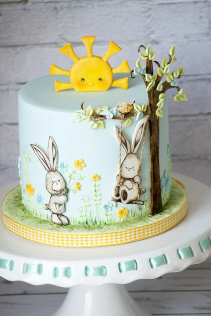 Cake fondant za velikonočno dekoracijo s figuricami sonce in zajčke