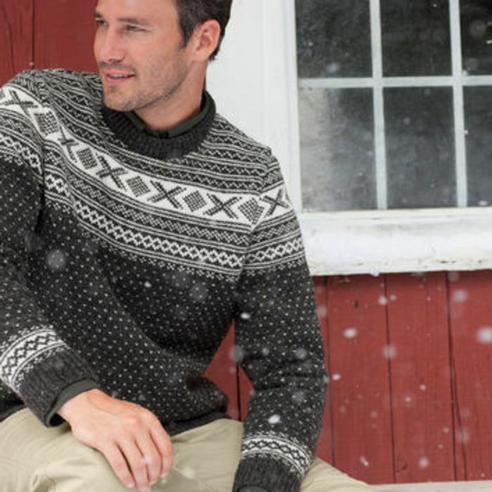 Norvegiană pulover-men-in-zăpadă