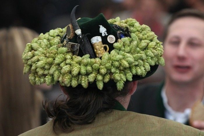 Oktoberfest imagini-un-amuzant-pălărie