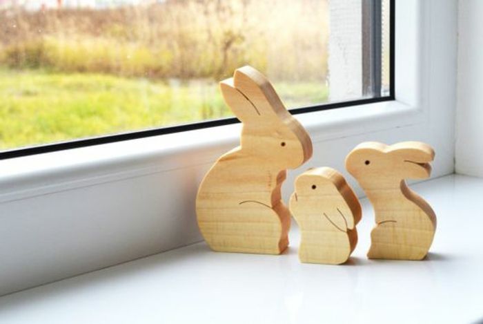 Ouă de Paști figuri din lemn decorațiuni de ferestre naturale Imagini de Paști