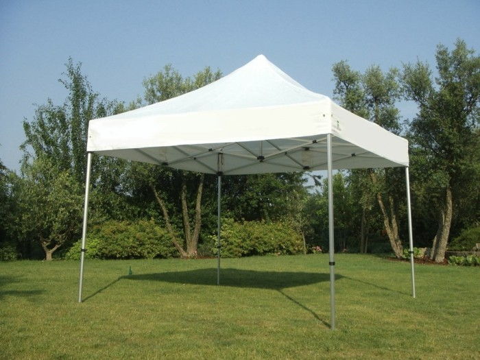 Paviljong tält-med-solid konstruktion