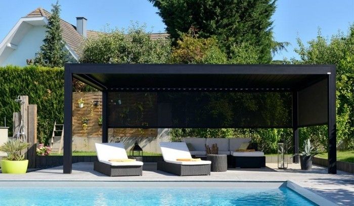 Pergola-metall-am-pool lounge-møbler