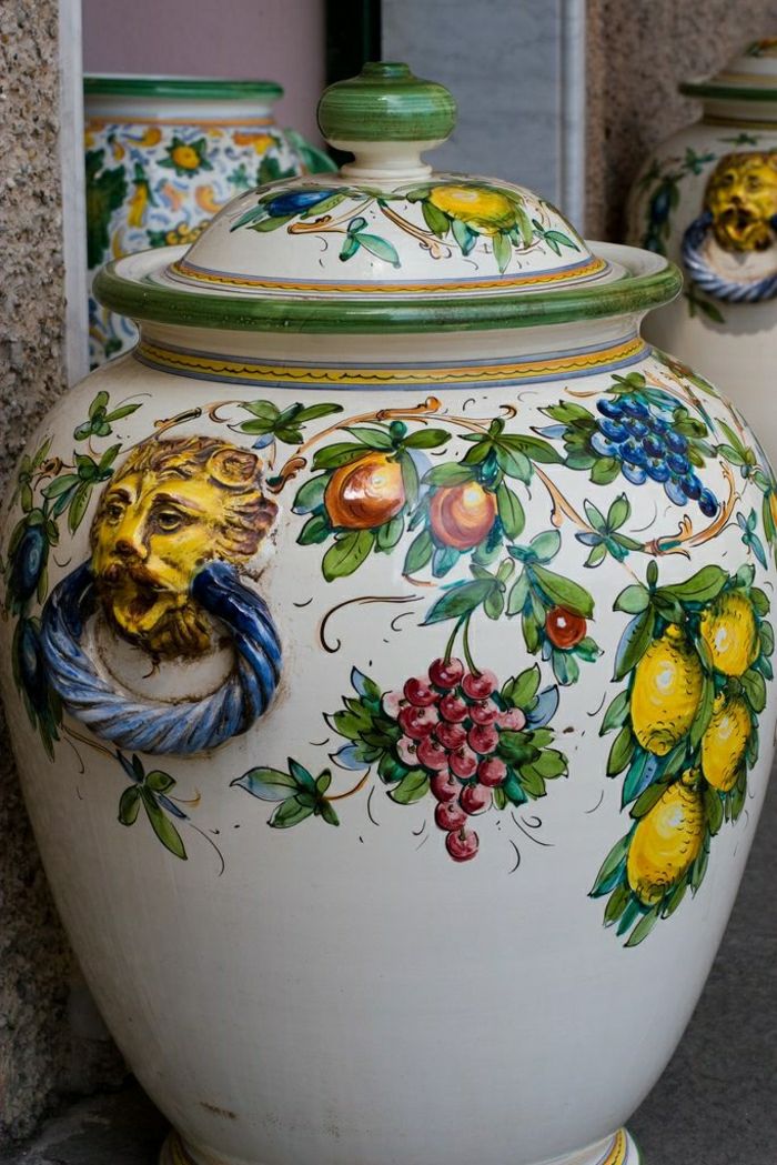 Portofino, Italia și fin pictate manual din ceramica tacamuri in vaza