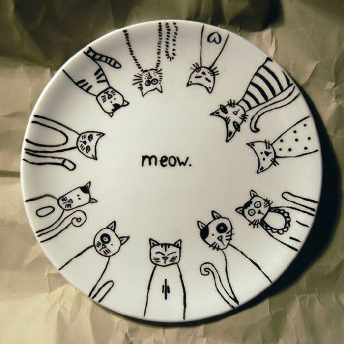 Porceliano dažai-su-daug katėms