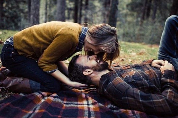 Romantic picnic-in-the-Forest