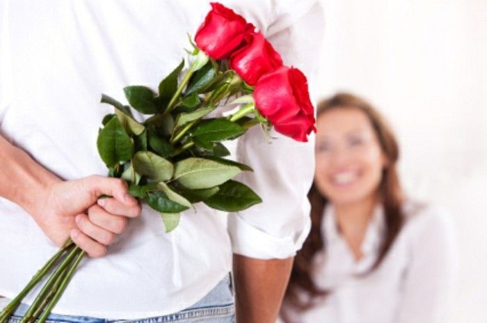 Raudonų rožių-už-savo-draugei Valentino diena