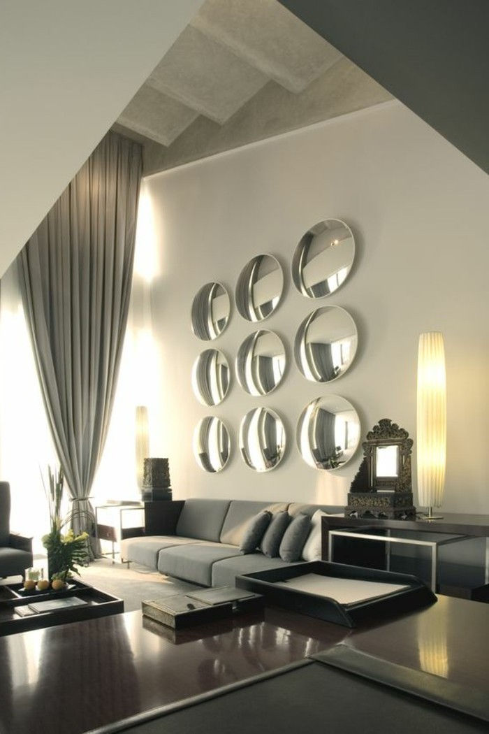 Frumos-living-perete de design-cu-oglindă