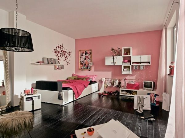 Spálňa v ružovej Moderný dizajn