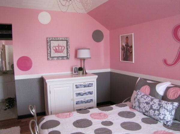 Spálňa-in-ružová farba