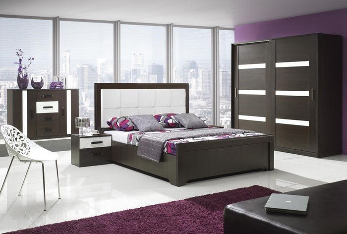 Miegamojo violetinė-A-graži įranga
