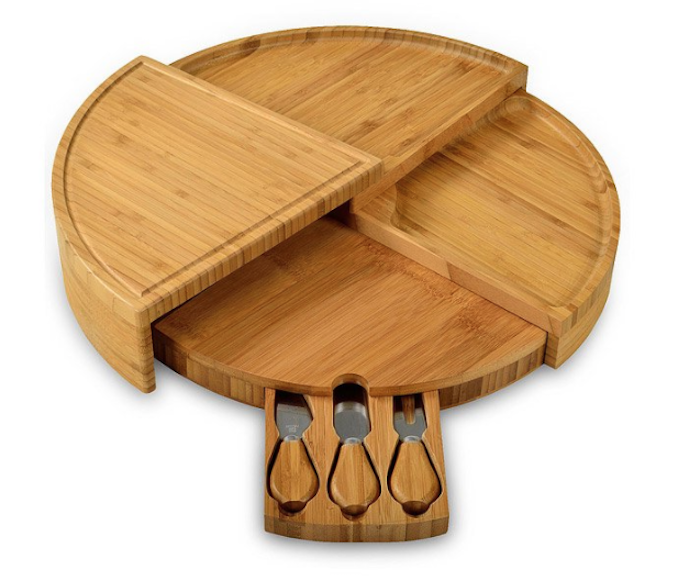 Przydatny prezent dla parapetów - okrągły drewniany talerz serów z małą szufladą na sztućce