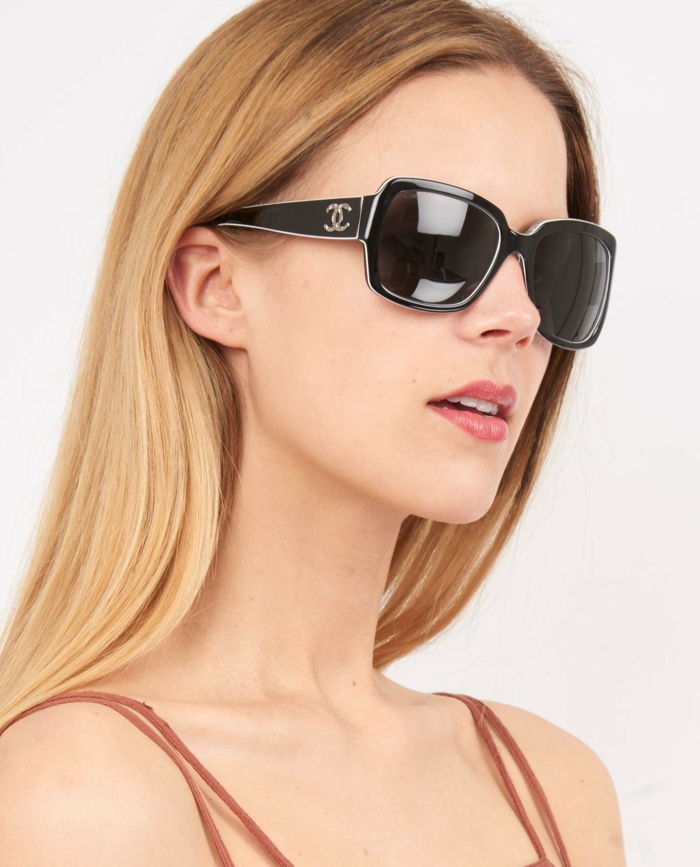 Solbriller Chanel modell-svart