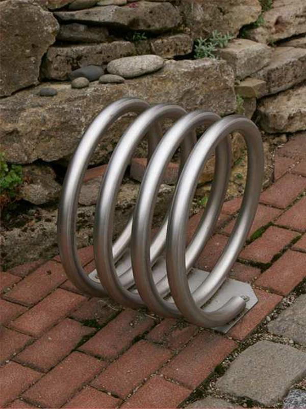Spiraalvormig fietsenrek gemaakt van roestvrij staal (Kopie)