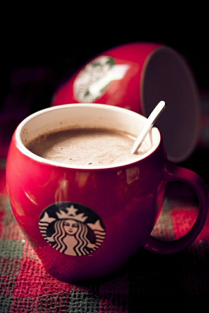 Starbucks roșu ceașcă de cafea confortabil de cafea fierbinte