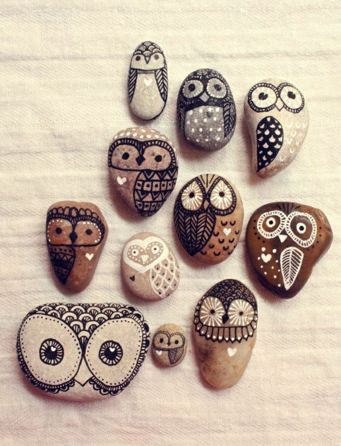 Stenar målade Owl ritningar-vit-svart