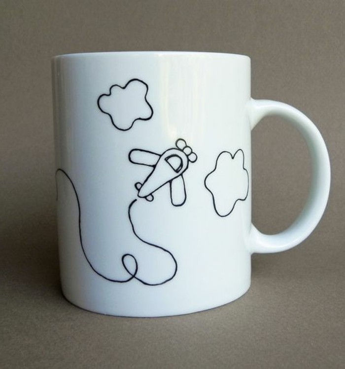 Cup paint-with-a-plane
