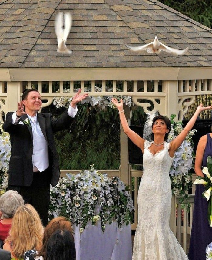 Duvor för bröllop-före-the-gäster