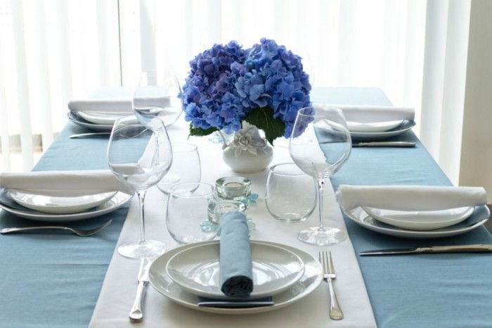 Lijst die voorbeelden-with-blue-flowers
