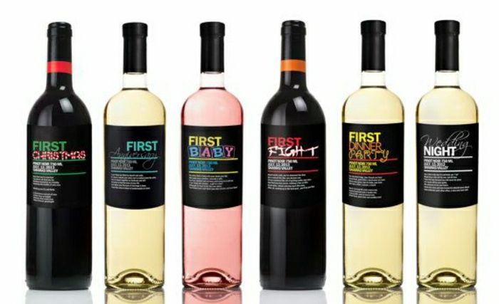 Bottiglia di vino diverso-fare per eventi speciali di vino Etichette auto-vini