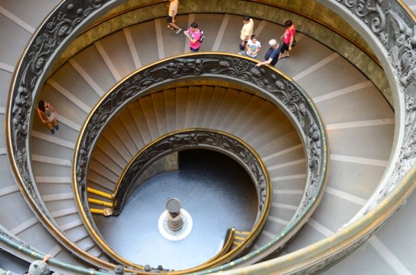 scări în spirală - Muzeul Vaticanului