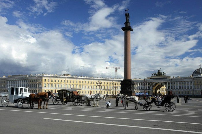 Palatul de Iarnă și Alexander Column-in-Sankt-Petersburg-Rusia baroc epoca-arhitectura