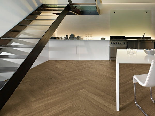 interni con pavimento in legno - Wohnideen-of-home