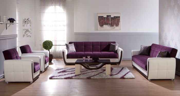 Obývačka-fialovo-A-zarážajúce rozhodnutie