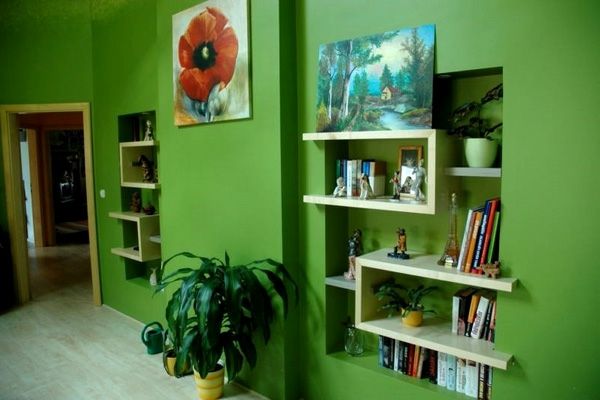 Dnevna soba z - stenske barve-zelena toni