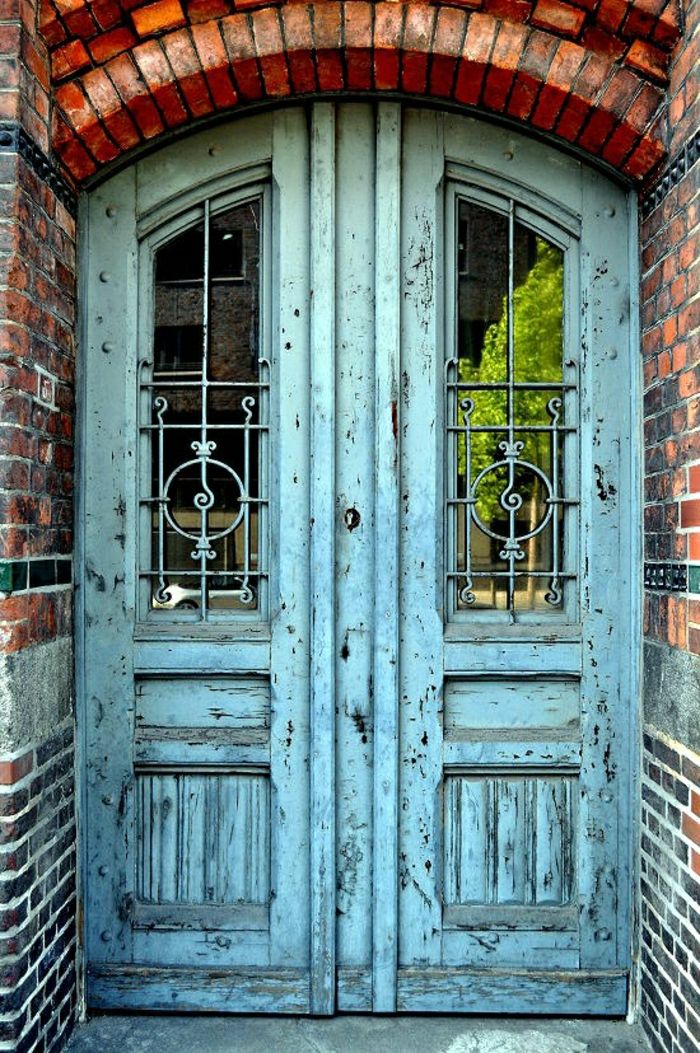 Cărămidă casa-Hamburg-vechi de culoare ușă de epocă-turcoaz din față
