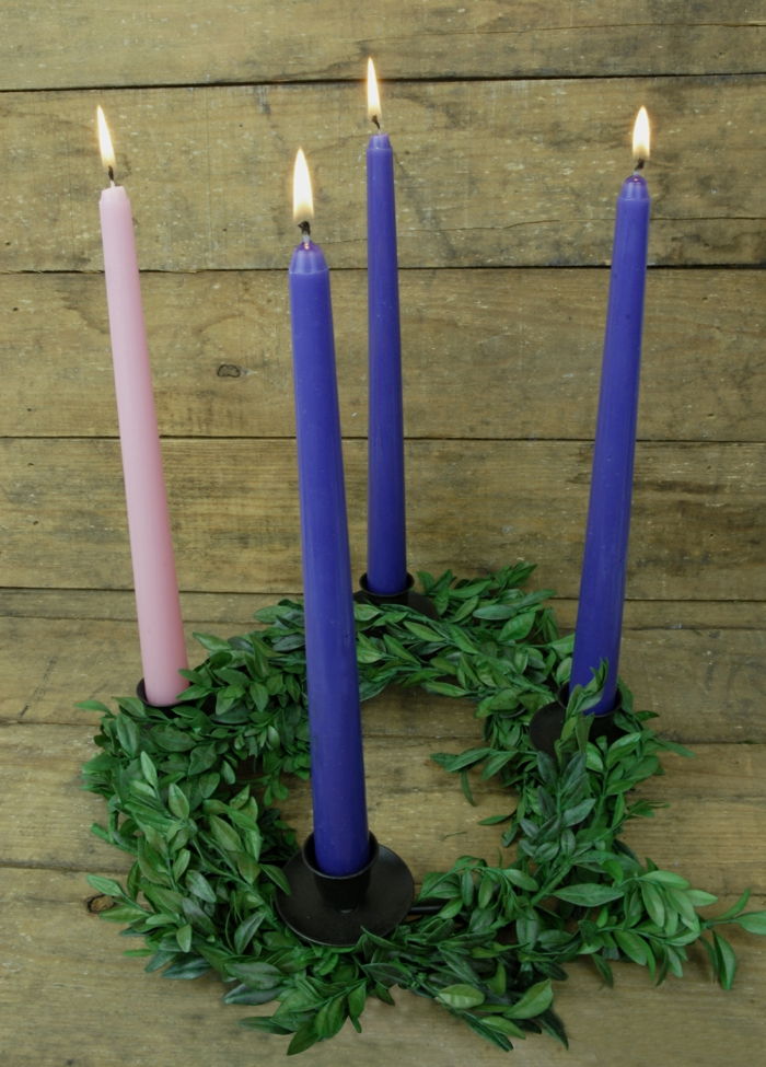 adventskranz-ideje-mali okrogli modela Long-sveče