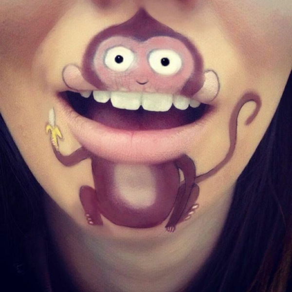 maimuță-make-up-on-the-gura