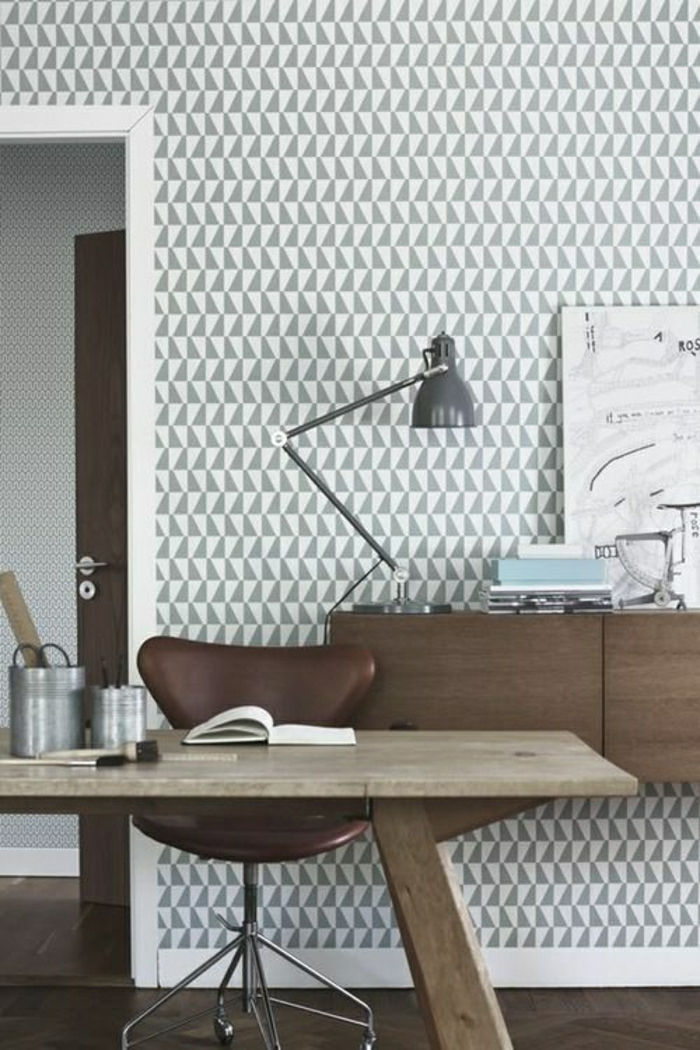 barva na delovnem mestu-set-stene in oblikovanje sivo steno