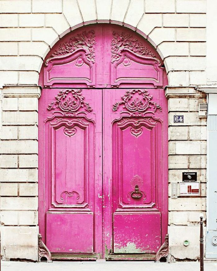 ornamente atractive roz-usa-vechi de epocă