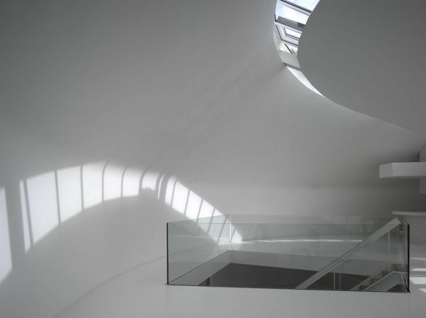 prašmatnus-minimalistinio-architektūra laiptai