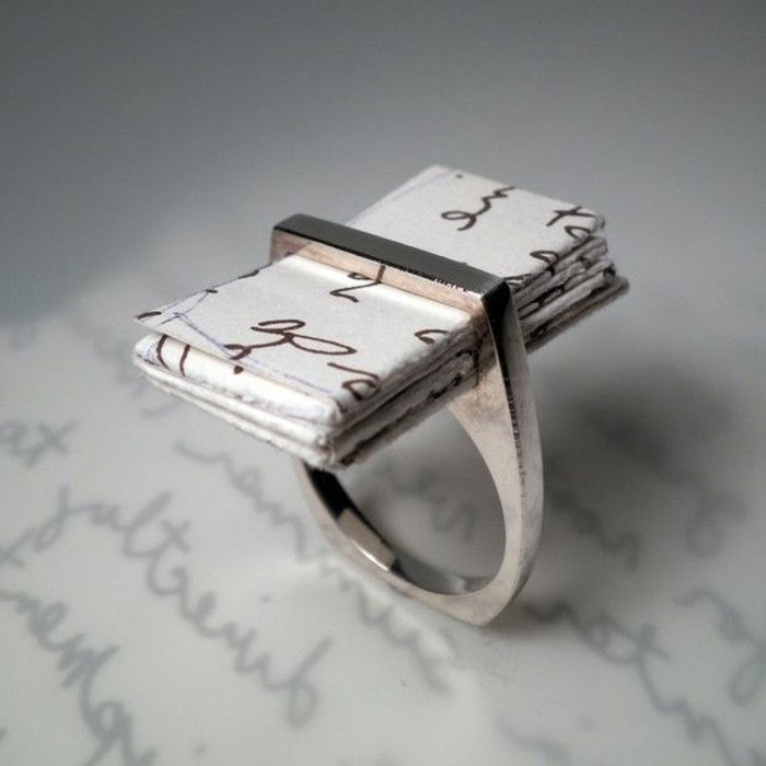 nenavadno zaročni prstani srebrni prstani papirja s sporočilom