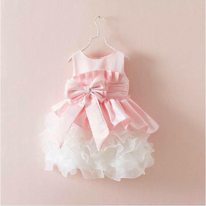 baby-kläder-sweet-dress-in-pink-vitt