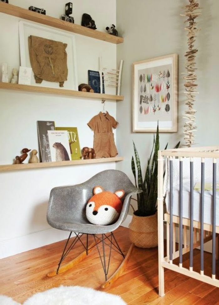 babyroom-dizajn-sivo-stol