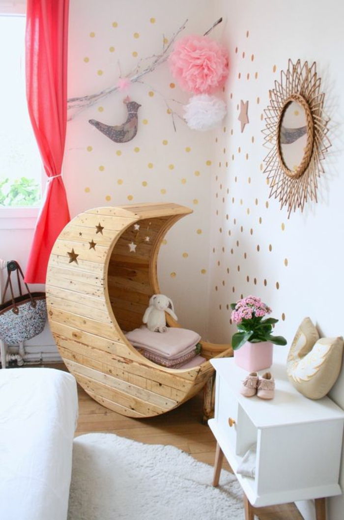 babyroom-design-lepa-bed-za-les-moon model