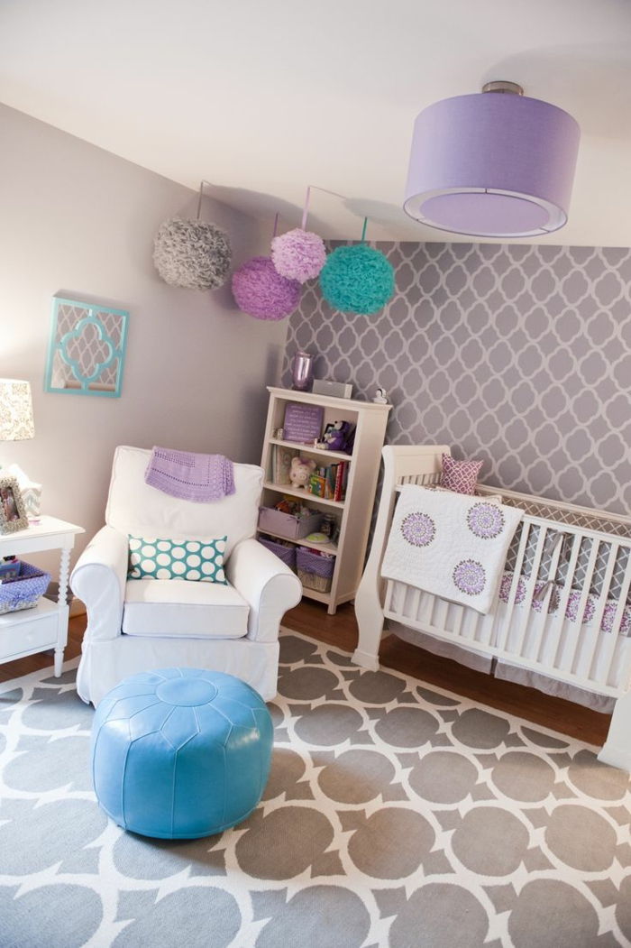 babyroom-design-belo-stol-in-modro-stol