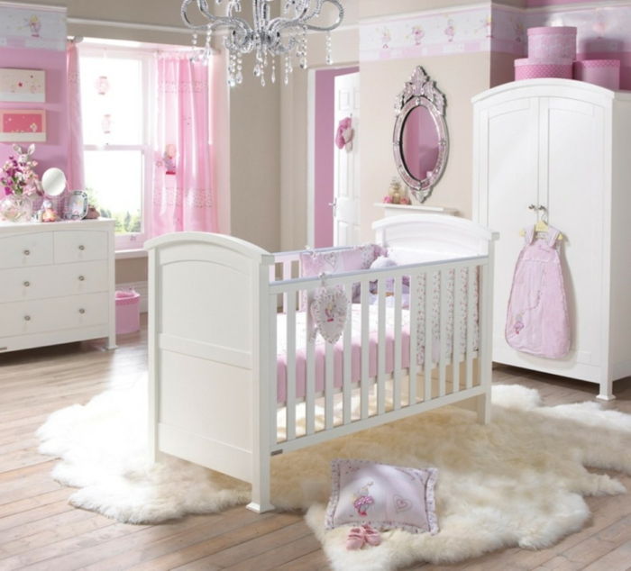 oda tasarımı merkezinde bebek odası gri pembe tasarım fikirleri beyaz mor menekşe halı yatak