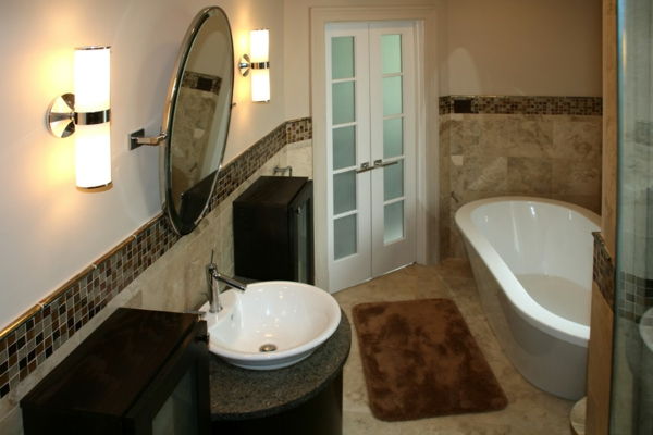baie cu-modern-gresie-ausstatten- oglindă rotundă