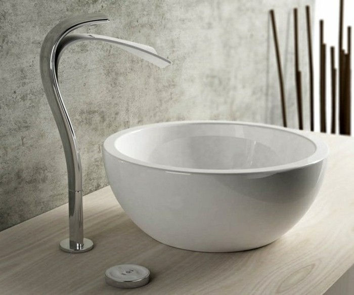 badkamermeubelen-grote-sink-in-wit