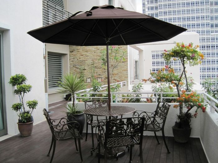 balkonowe kwiaty-piękny-parasol