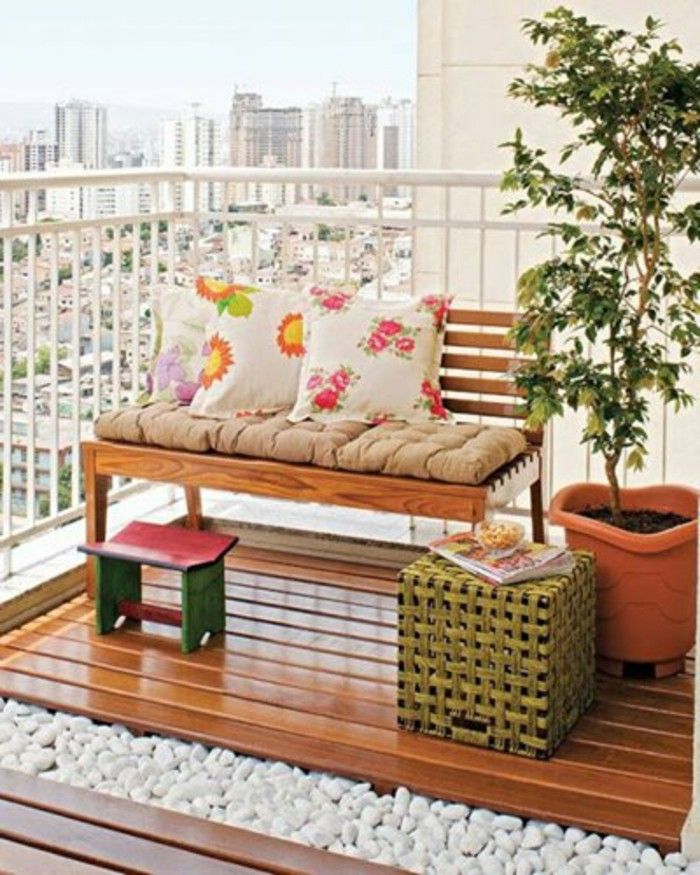 balcon de design-steindeko-lemn model de podea flechthocker-banc-lemn-verde-lemn scaun-verde-plantă-pernă-floare