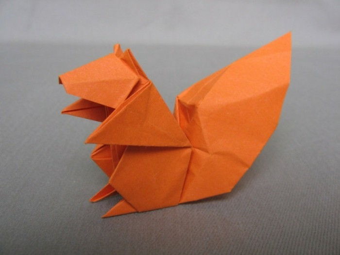 knutselideeën-voor-kinderen-oranje origami